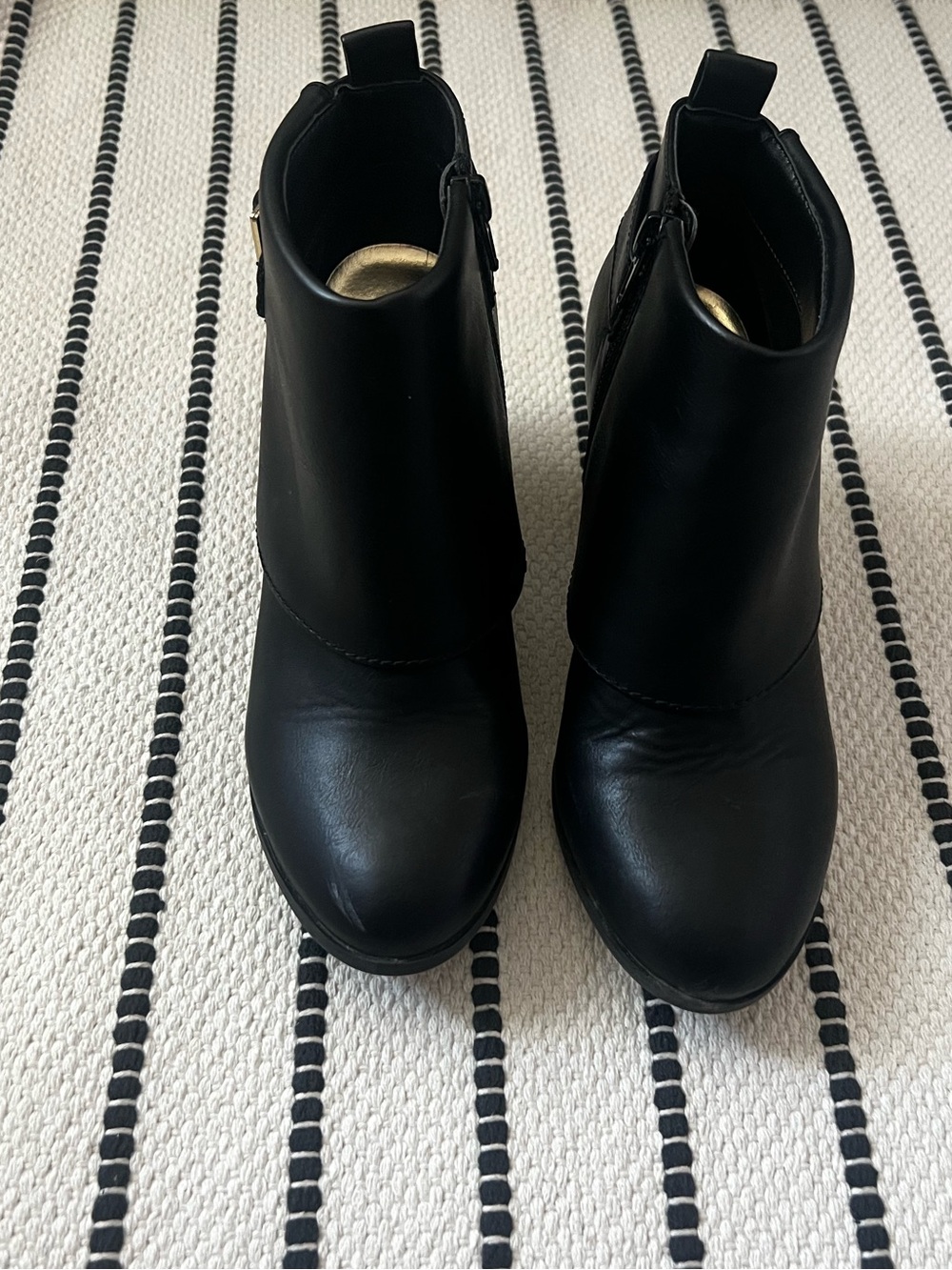 TALLIA Black Leather-Look Ankle Booties with Side Zipper
